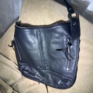B. Makowsky Messenger Bag Unisex Black Leather Shoulder/messenger Bag